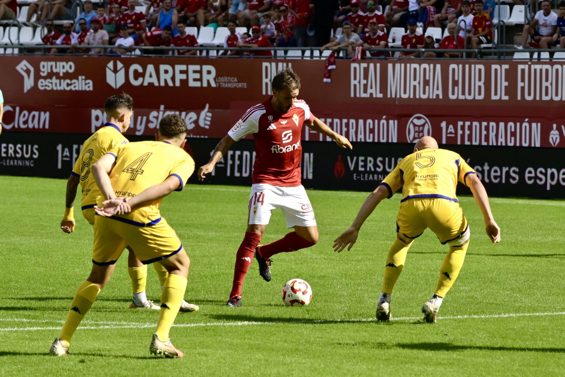 Las imágenes del partido entre el Real Murcia y el Alcorcón