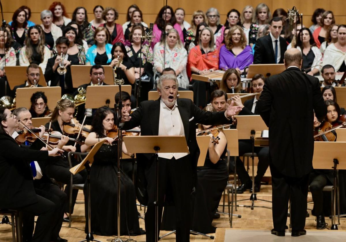 Plácido Domingo durante el recital que ofreció en Murcia.