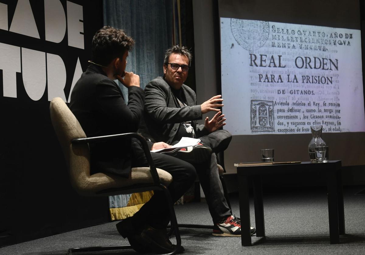 Las dudas de Raúl Quinto en el Aula de Cultura de LA VERDAD