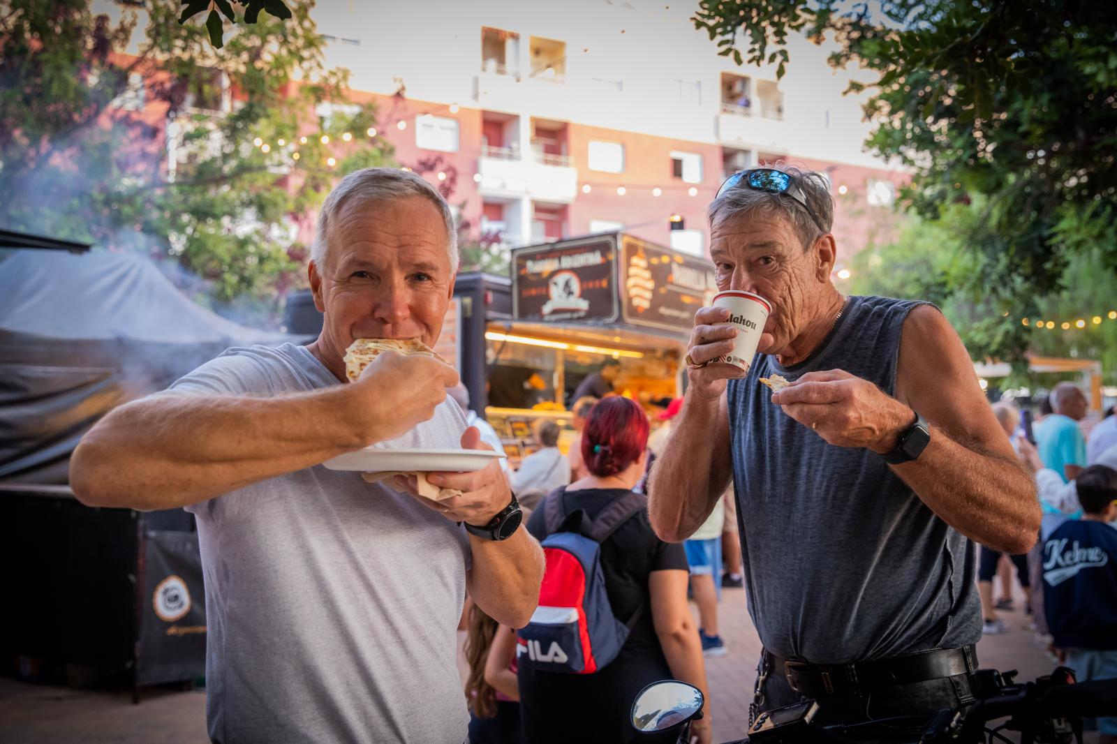 La inauguración del Street Food Market de Torrevieja, en imágenes