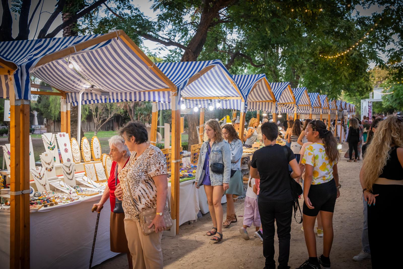 La inauguración del Street Food Market de Torrevieja, en imágenes