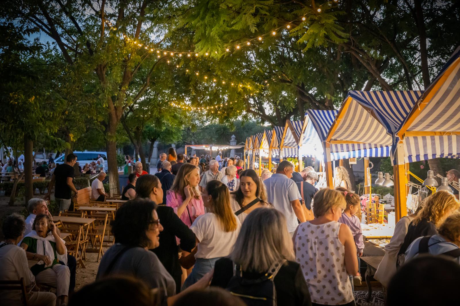 La inauguración del Street Food Market de Torrevieja, en imágenes