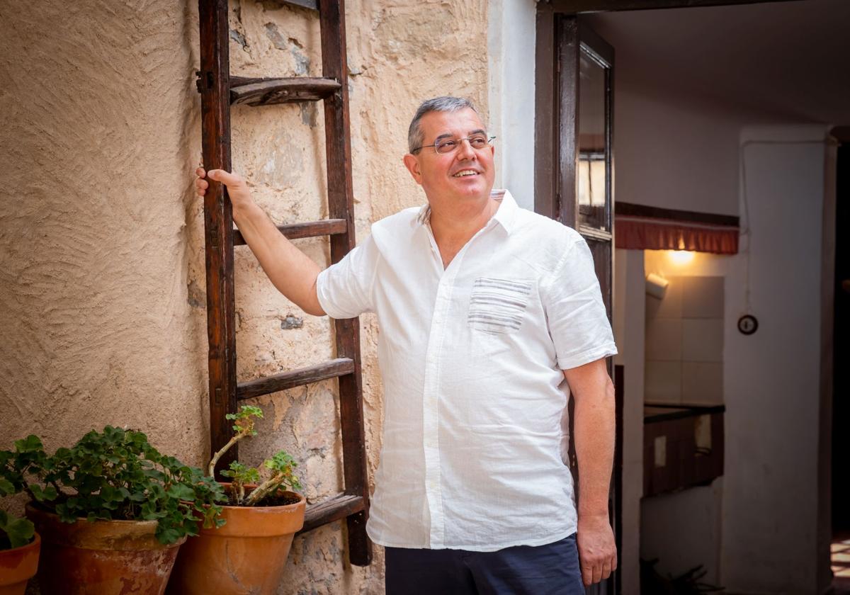 Aitor Larrabide, en la Casa-Museo de Miguel Hernández, el museo más visitado de la ciudad de Orihuela.