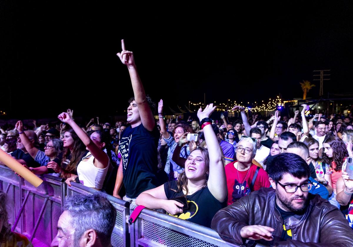 Asistentes a la primera jornada del Hermosa Fest.