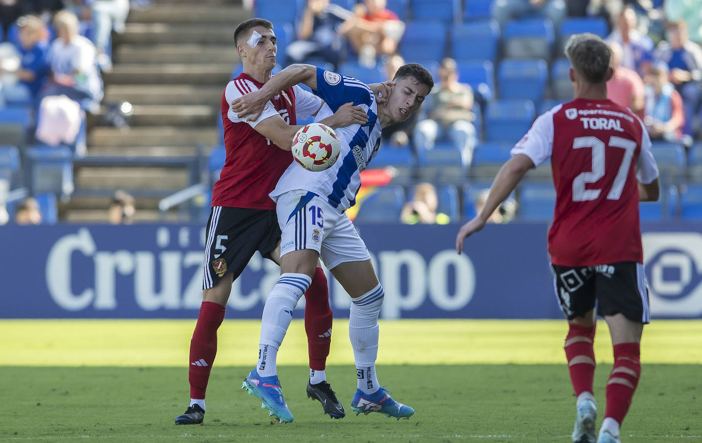 La victoria del Real Murcia frente al Recreativo de Huelva, en imágenes