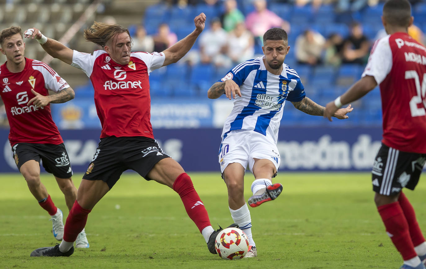 La victoria del Real Murcia frente al Recreativo de Huelva, en imágenes