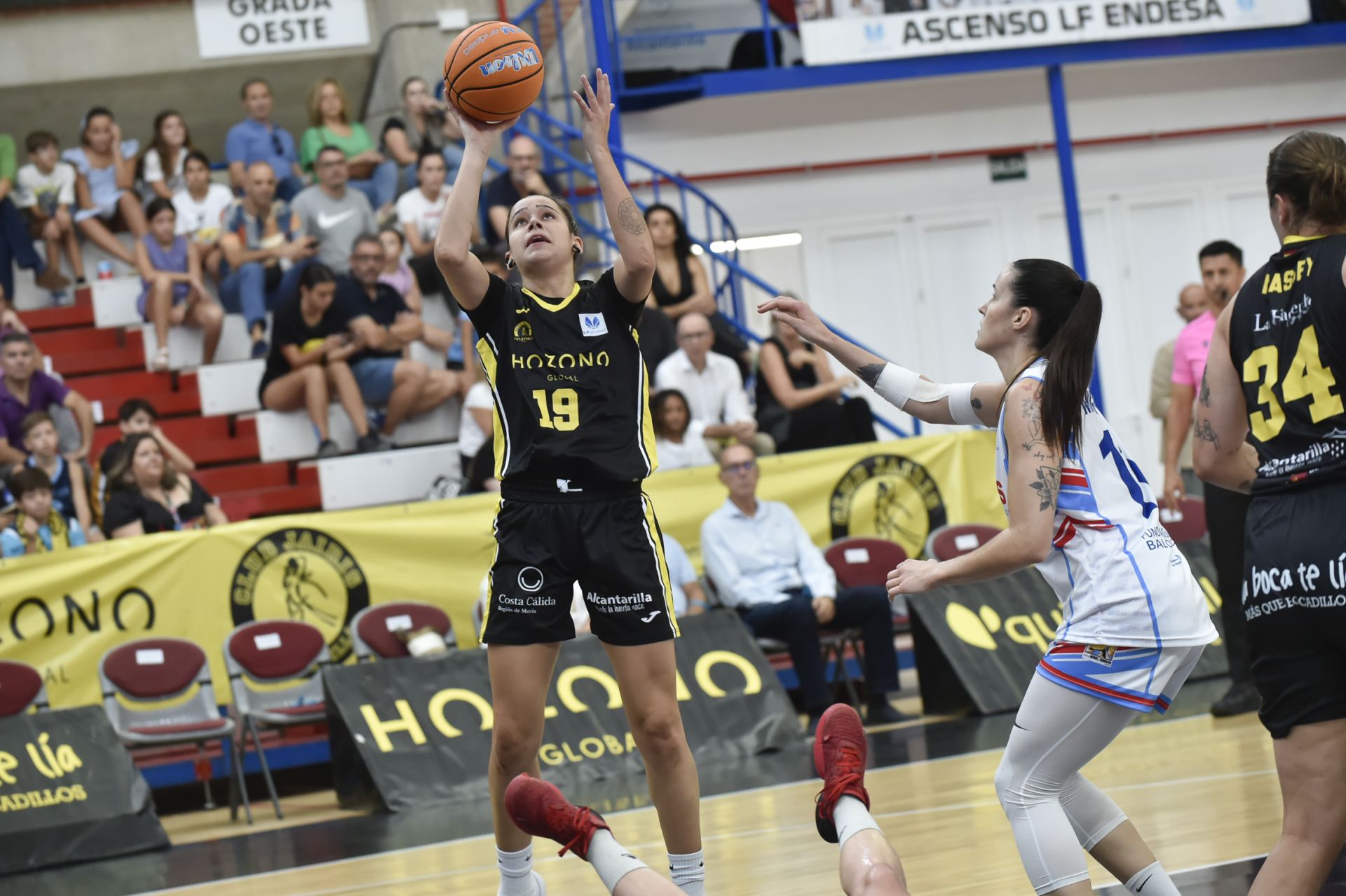 El Hozono Jairis pasa por encima del Ardoi (79-45)