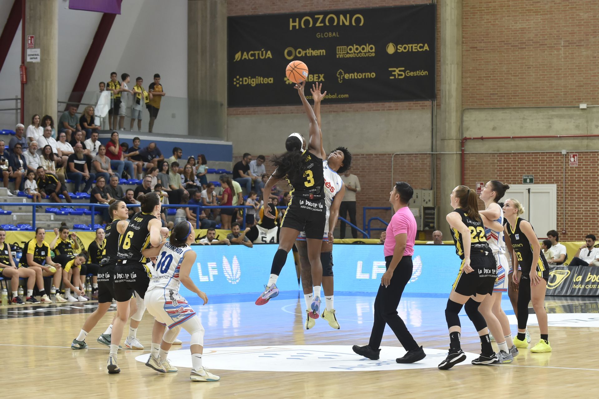 El Hozono Jairis pasa por encima del Ardoi (79-45)