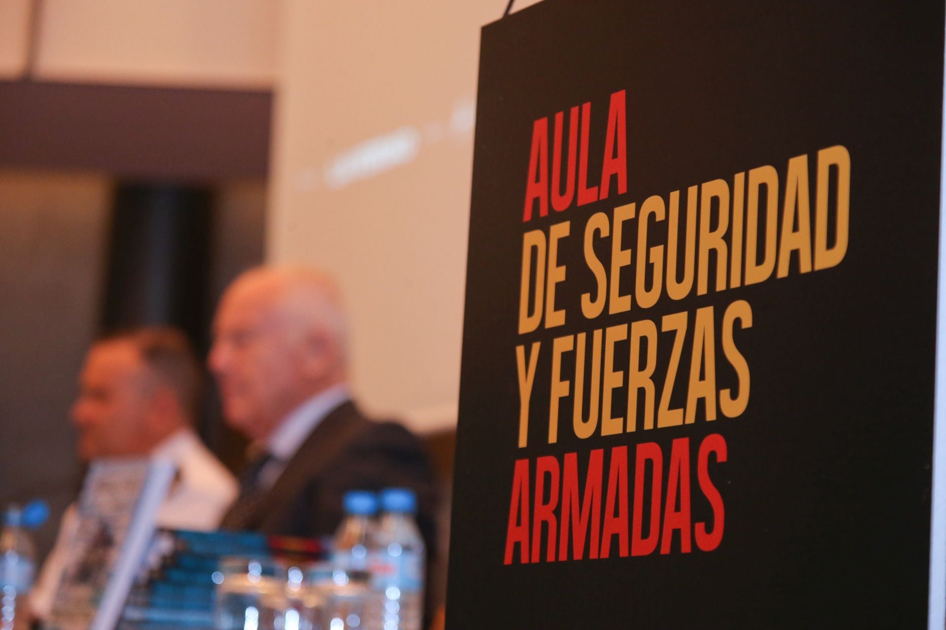 Acto de presentación del libro &#039;Boinas Verdes de la Armada&#039;, en imágenes