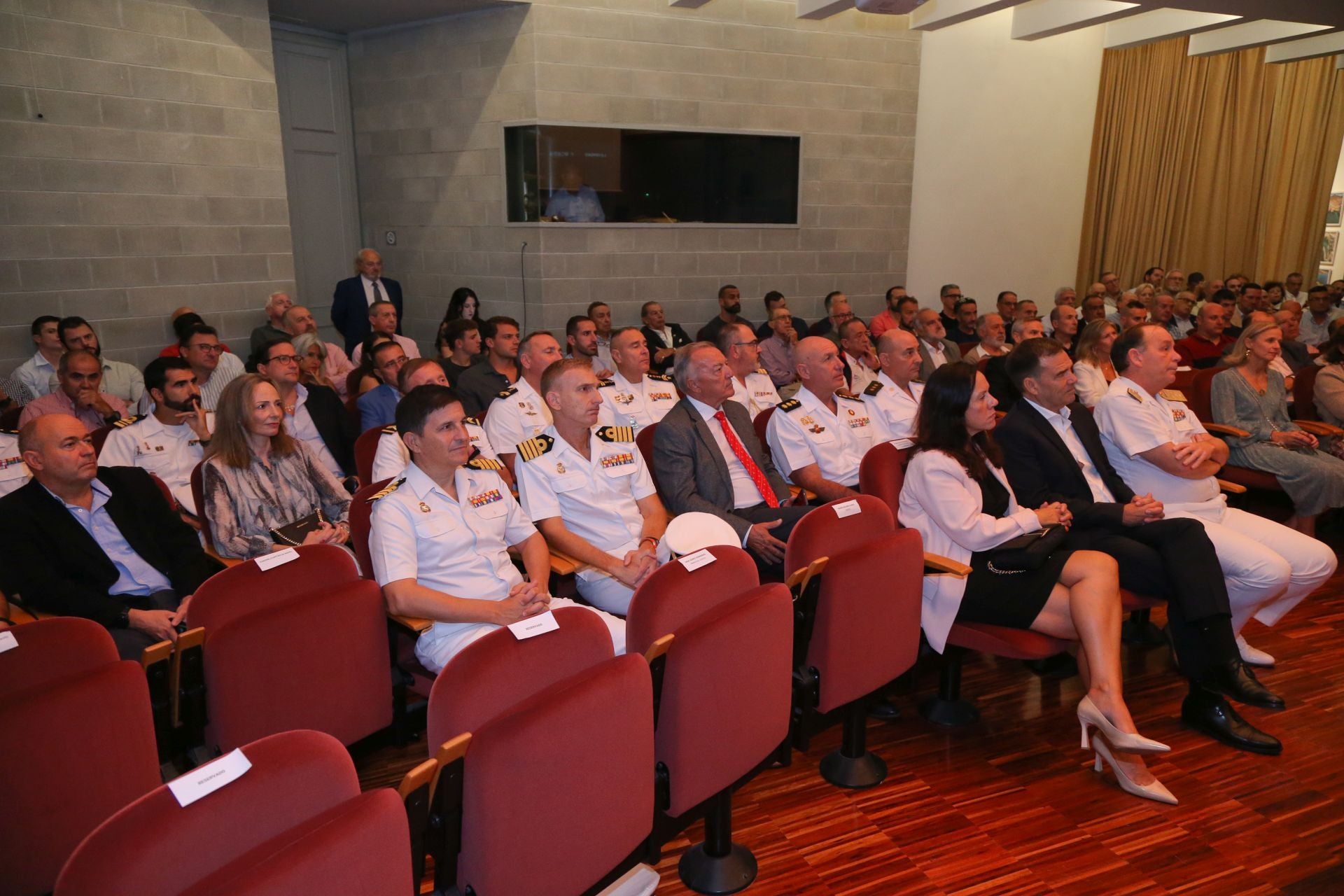 Acto de presentación del libro &#039;Boinas Verdes de la Armada&#039;, en imágenes