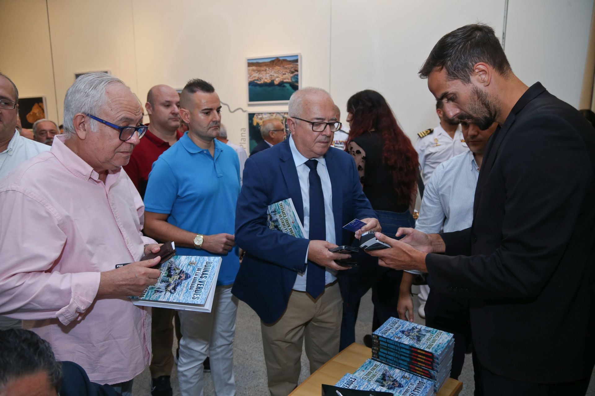 Acto de presentación del libro &#039;Boinas Verdes de la Armada&#039;, en imágenes