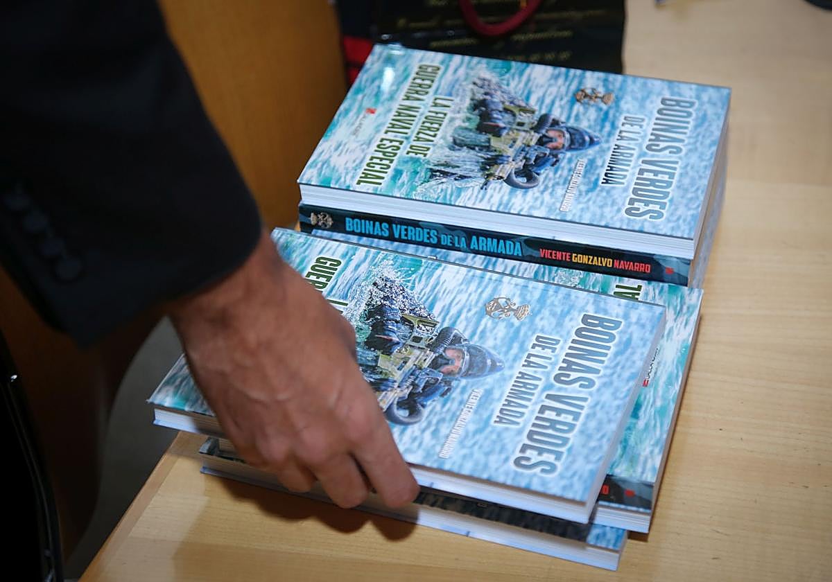 Acto de presentación del libro &#039;Boinas Verdes de la Armada&#039;, en imágenes