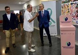 Visita del consejero de Salud, Juan José Pedreño, al centro de salud de Floridablanca, este miércoles.