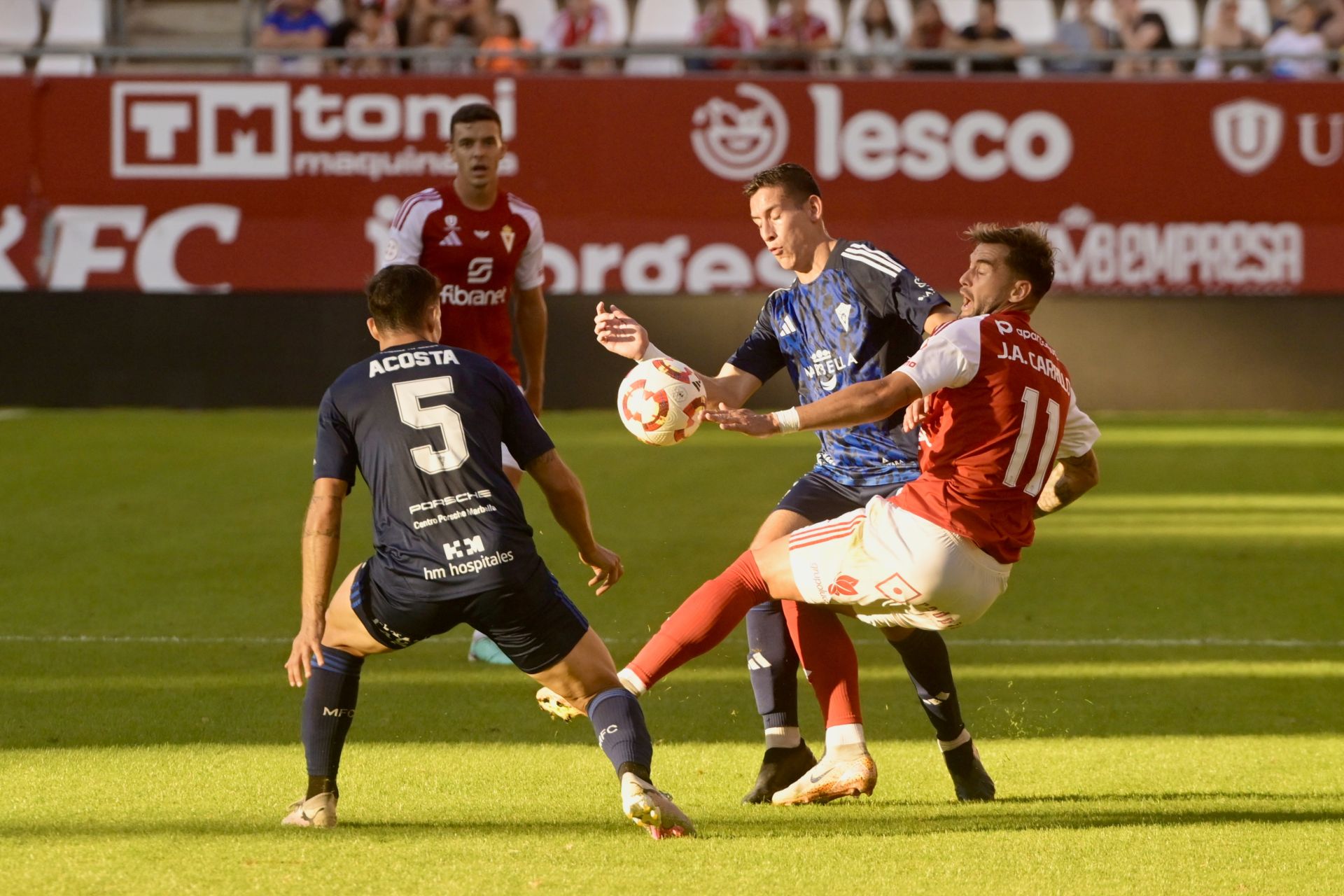 El empate del Real Murcia frente al Marbella FC, en imágenes