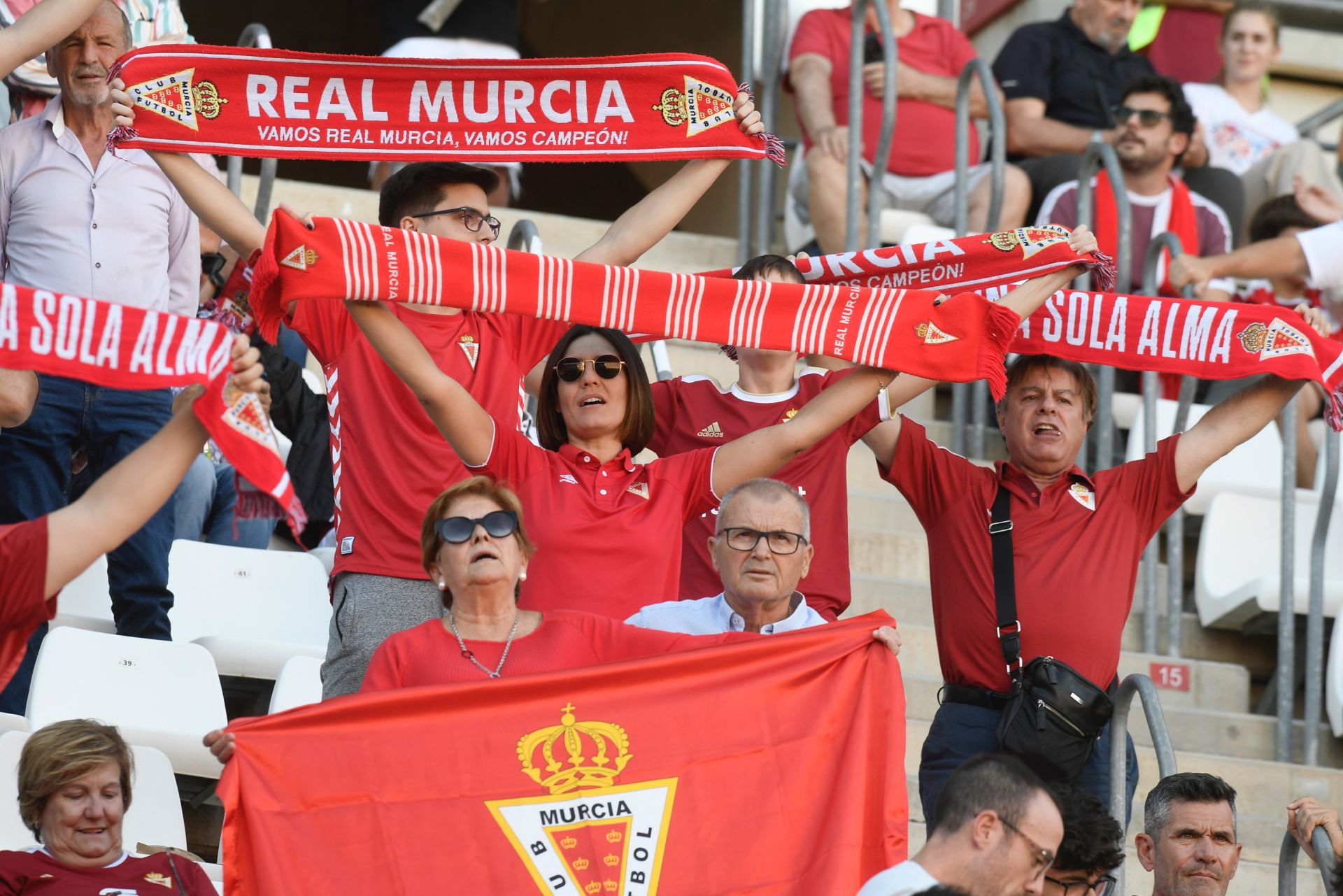 El empate del Real Murcia frente al Marbella FC, en imágenes