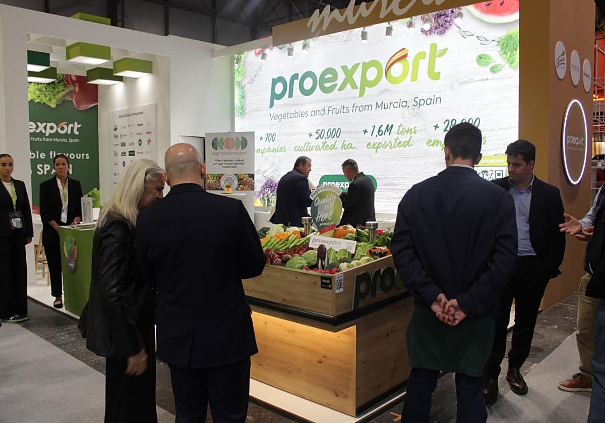 Expositor de Proexport en Fruit Attraction 2024.
