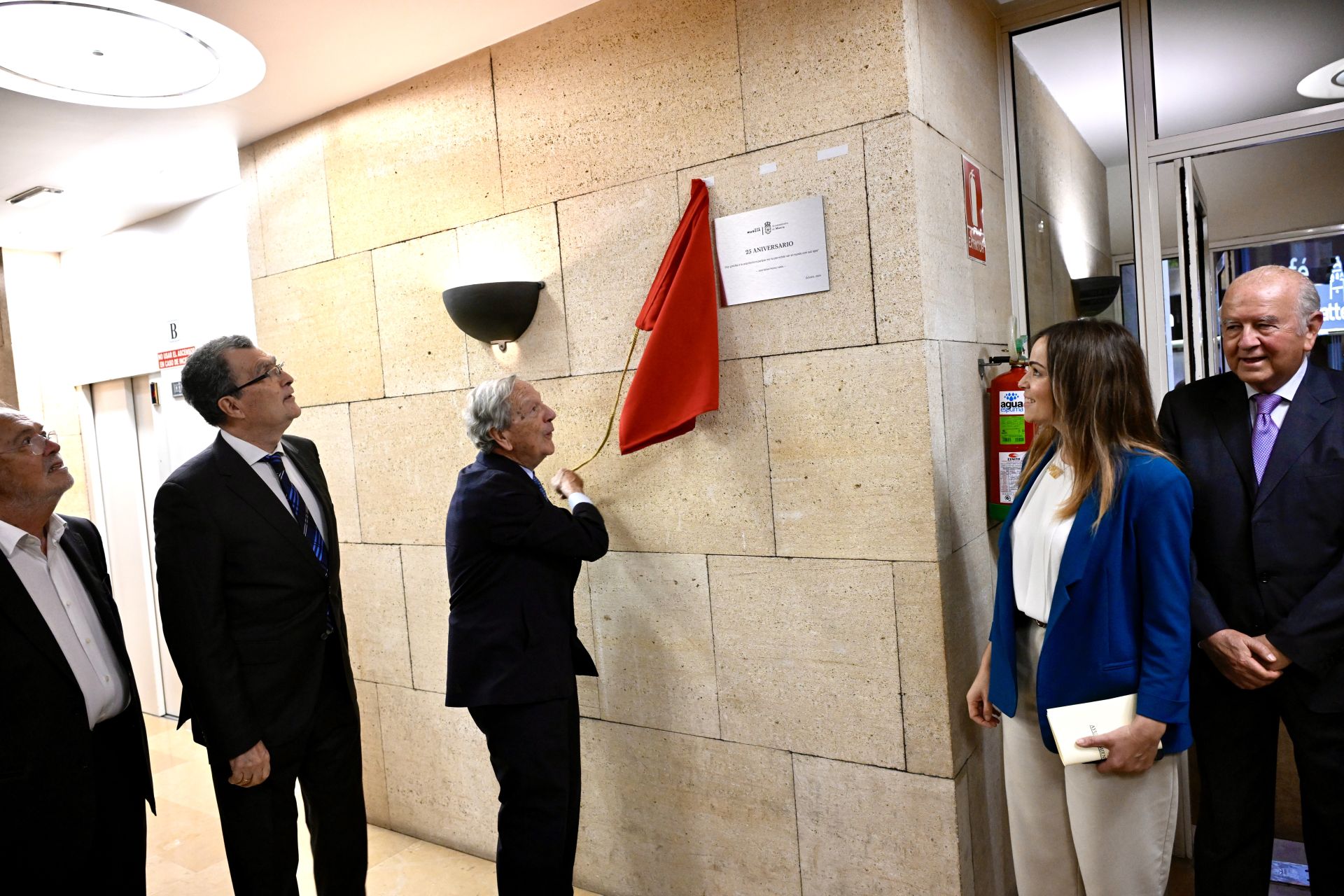 Mesa redonda &#039;Celebrando el Moneo&#039; en Murcia por su 25 aniversario, en imágenes