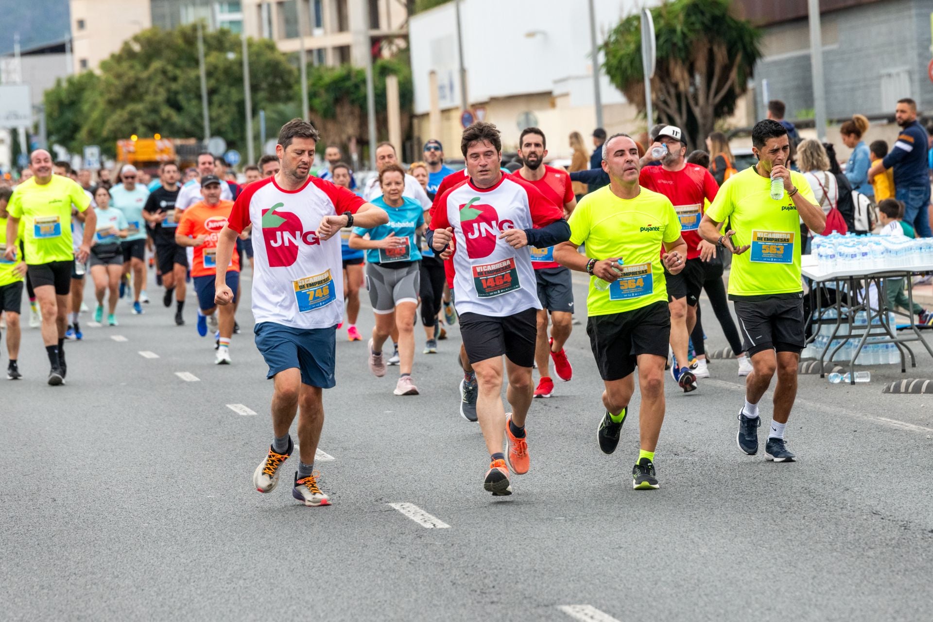 La VI Carrera de Empresas de Murcia, en imágenes