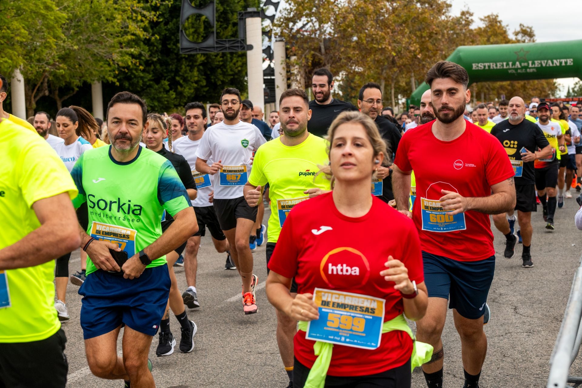 La VI Carrera de Empresas de Murcia, en imágenes