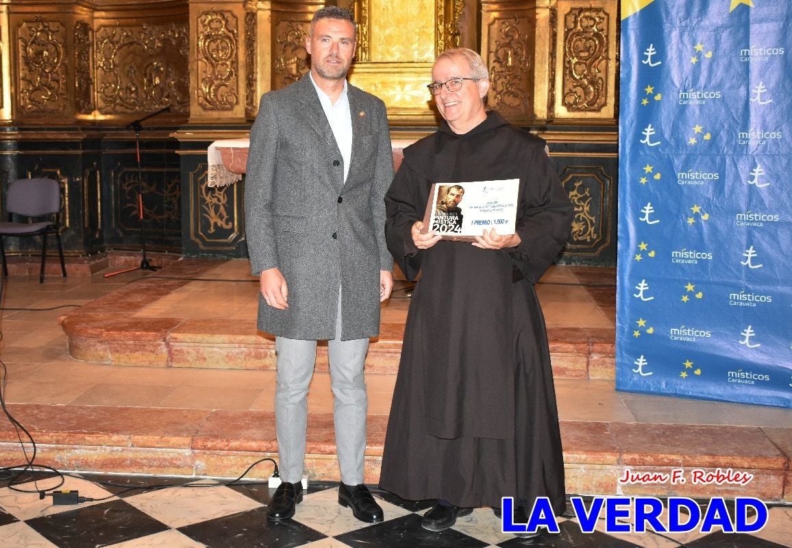 Entrega de premios del II Concurso de Pintura Mística de Caravaca de la Cruz