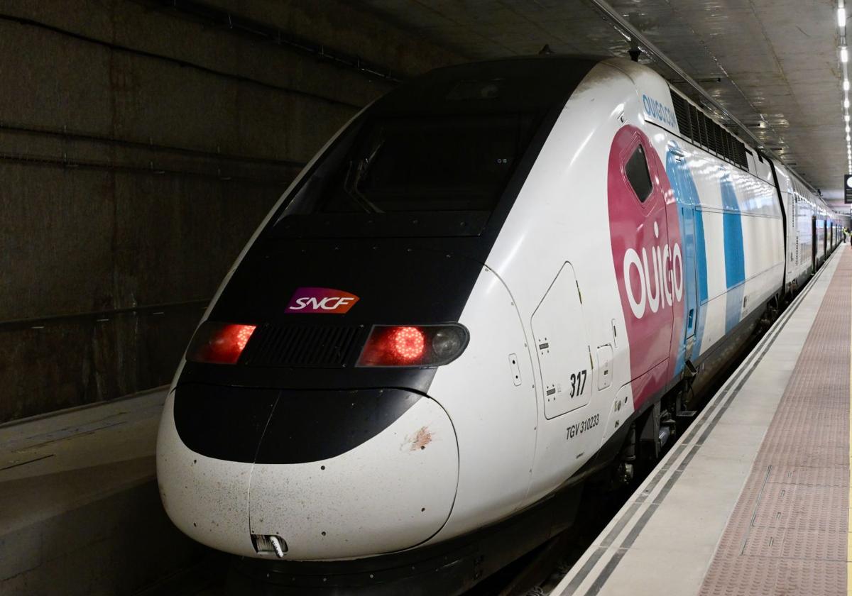 Un tren de la compañía Ouigo en Murcia, en una imagen de archivo.