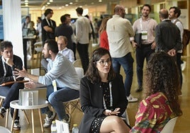 Reuniones del 'one to one' entre inversores y 'startups'.