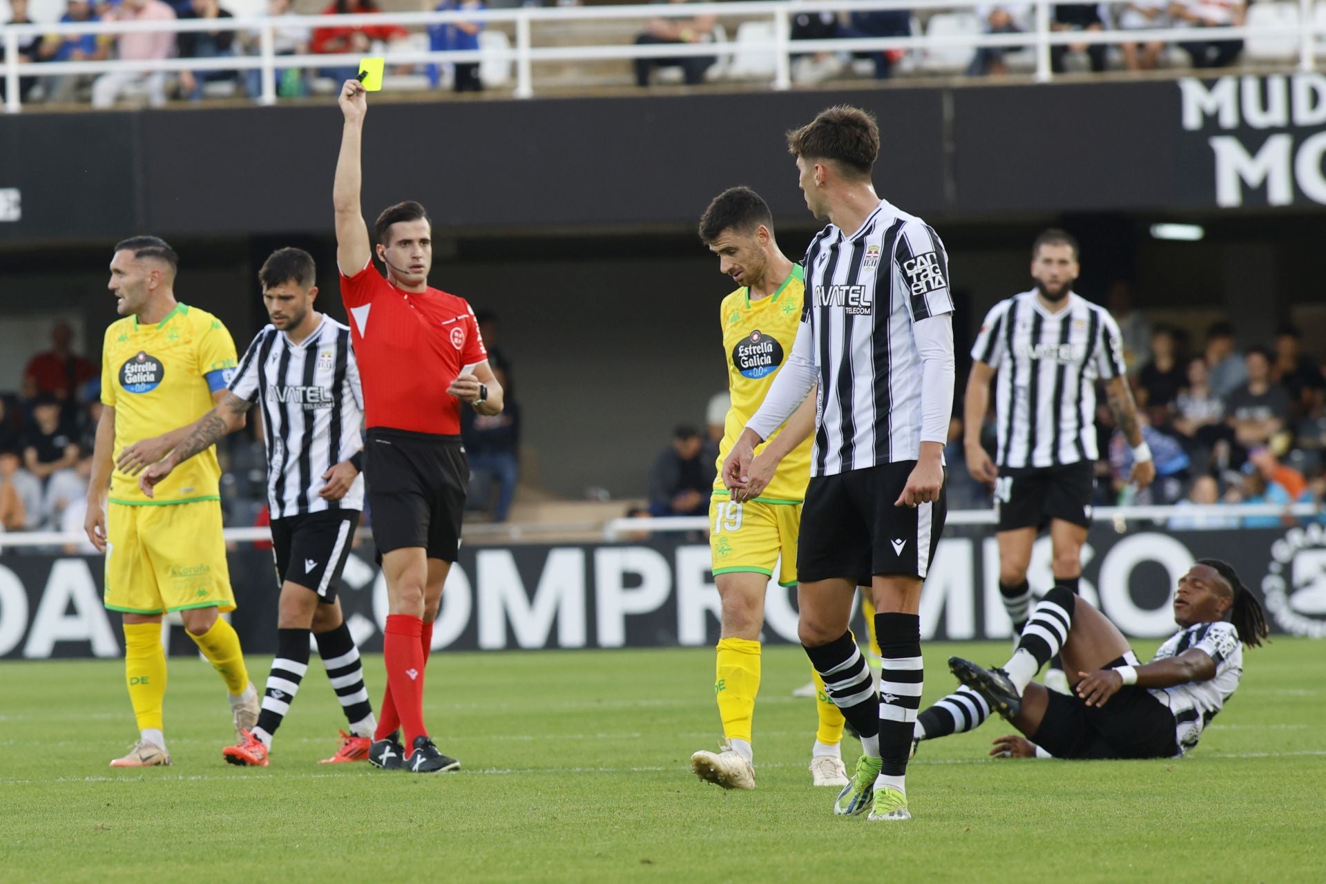 La derrota del Cartagena frente al Deportivo, en imágenes