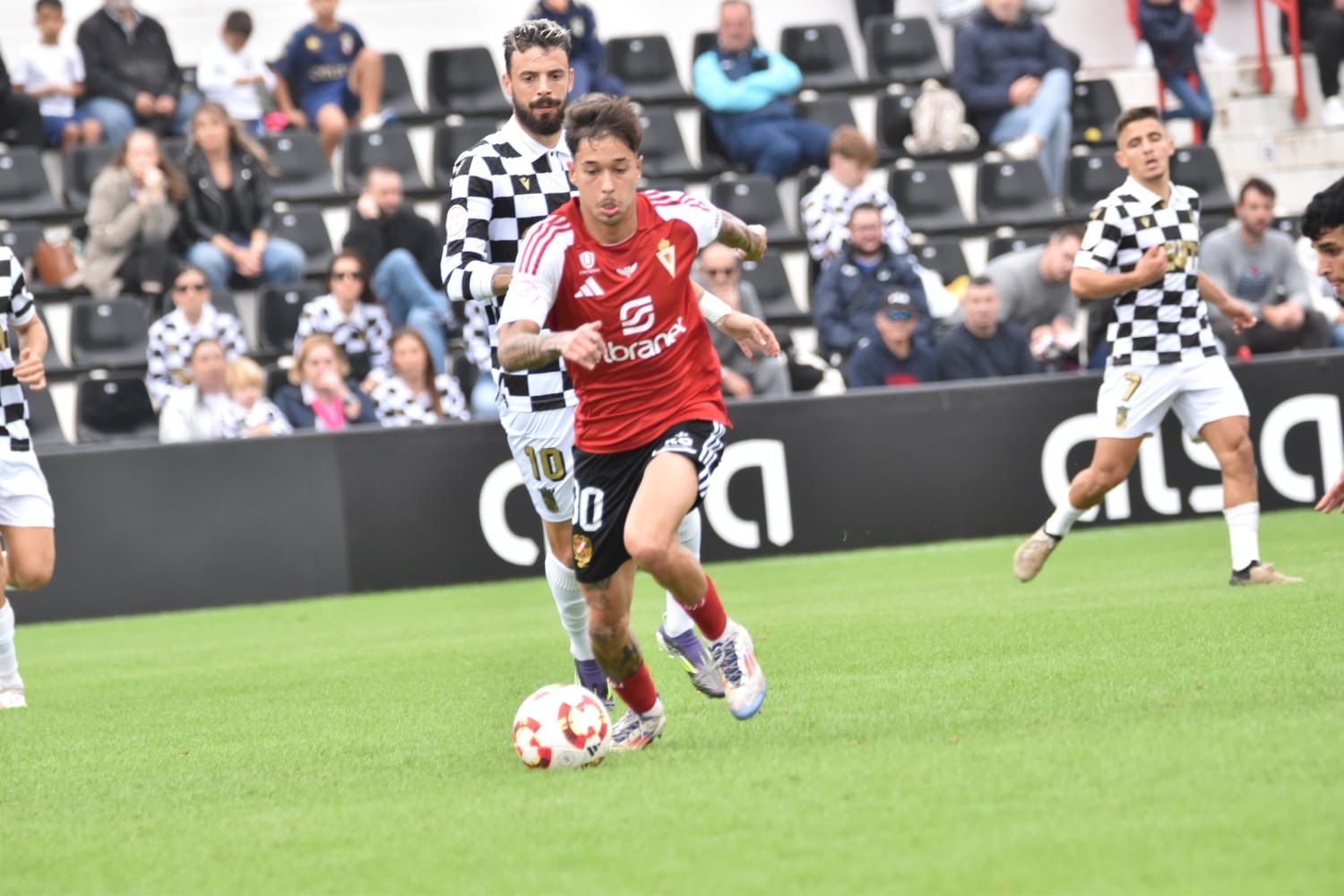 La derrota del Real Murcia frente al Ceuta, en imágenes