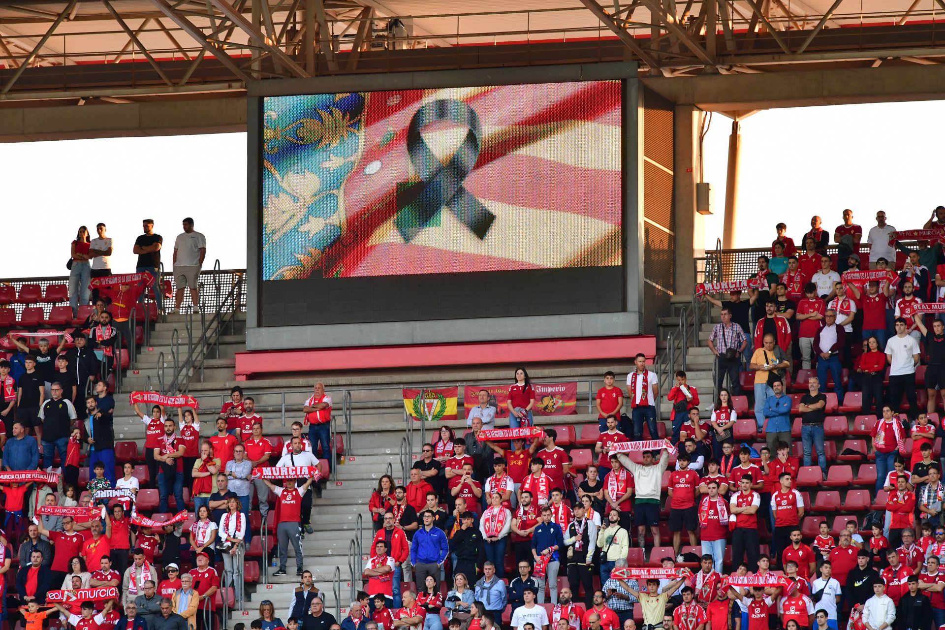 El empate del Real Murcia frente al Atlético B, en imágenes