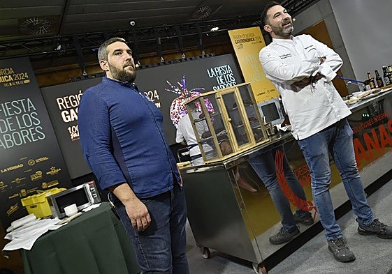 Antonio Velázquez y David López, en su mano a mano gastronómico.