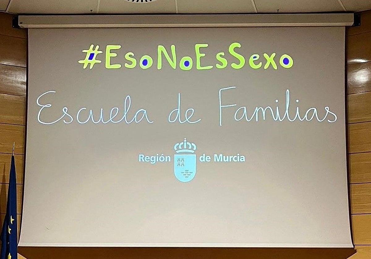 Charlas a los padres para prevenir conductas de violencia sexual en menores