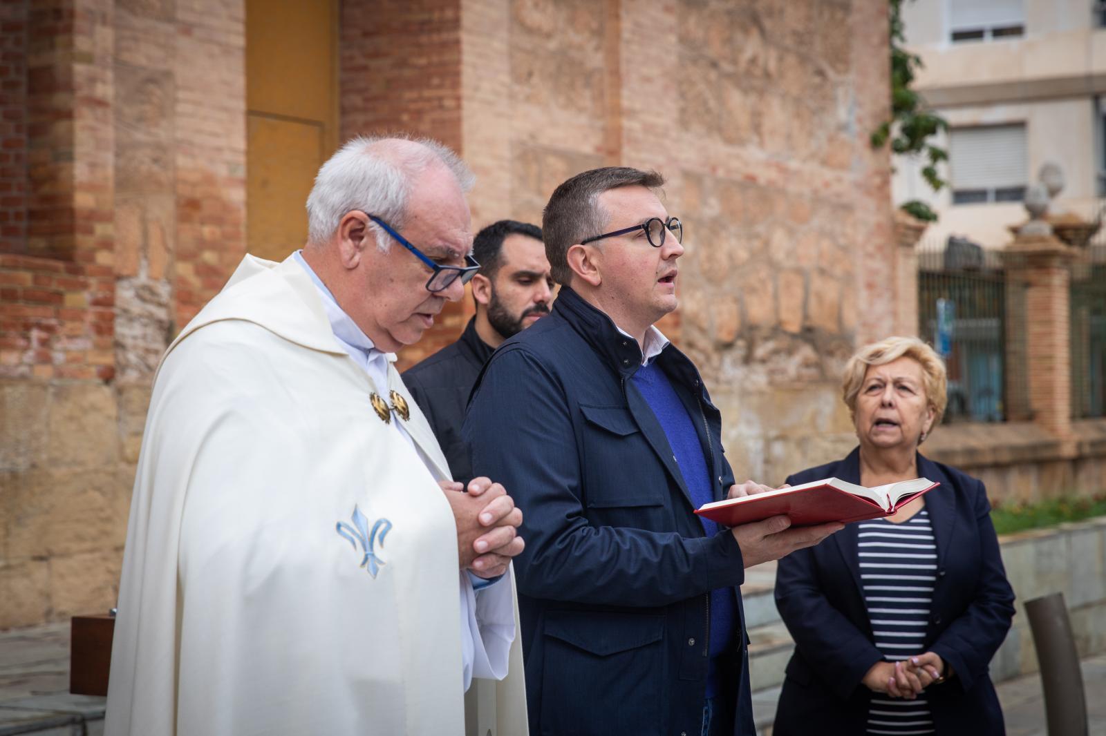 Las imágenes del regreso de las campanas «de las horas» a la iglesia de la Inmaculada de Torrevieja