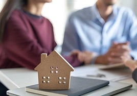 Gastos de compraventa e hipoteca: estos son los que sí puedes reclarmar tras adquirir una vivienda.