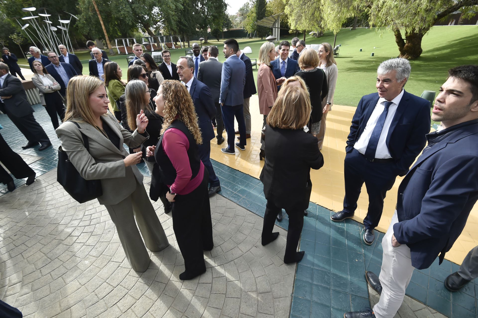 Conferencia en Murcia por el Día del Economista, en imágenes