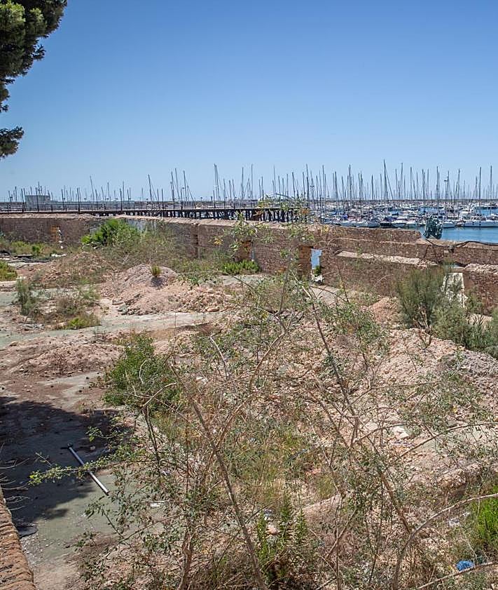 Imagen secundaria 2 - Interior del edificio del grupo de empresas en unas imágenes del pasado julio.