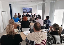 Reunión de la Mesa de Coordinación de Destino, ayer.