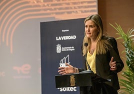 La nueva vicepresidenta y ministra para la Transición Ecológica, Sara Aagesen, durante un foro de energía fotovoltaica organizado por LA VERDAD en 2023 en Molina de Segura.