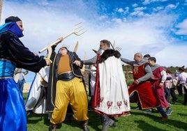 Momento de la refriega entre musulmanes y cristianos.
