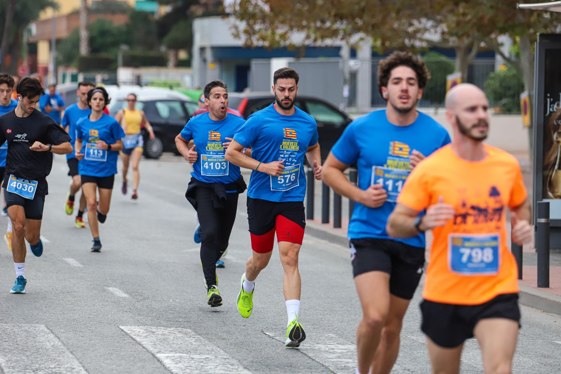 La carrera solidaria &#039;Muévete X Valencia&#039;, en imágenes (I)