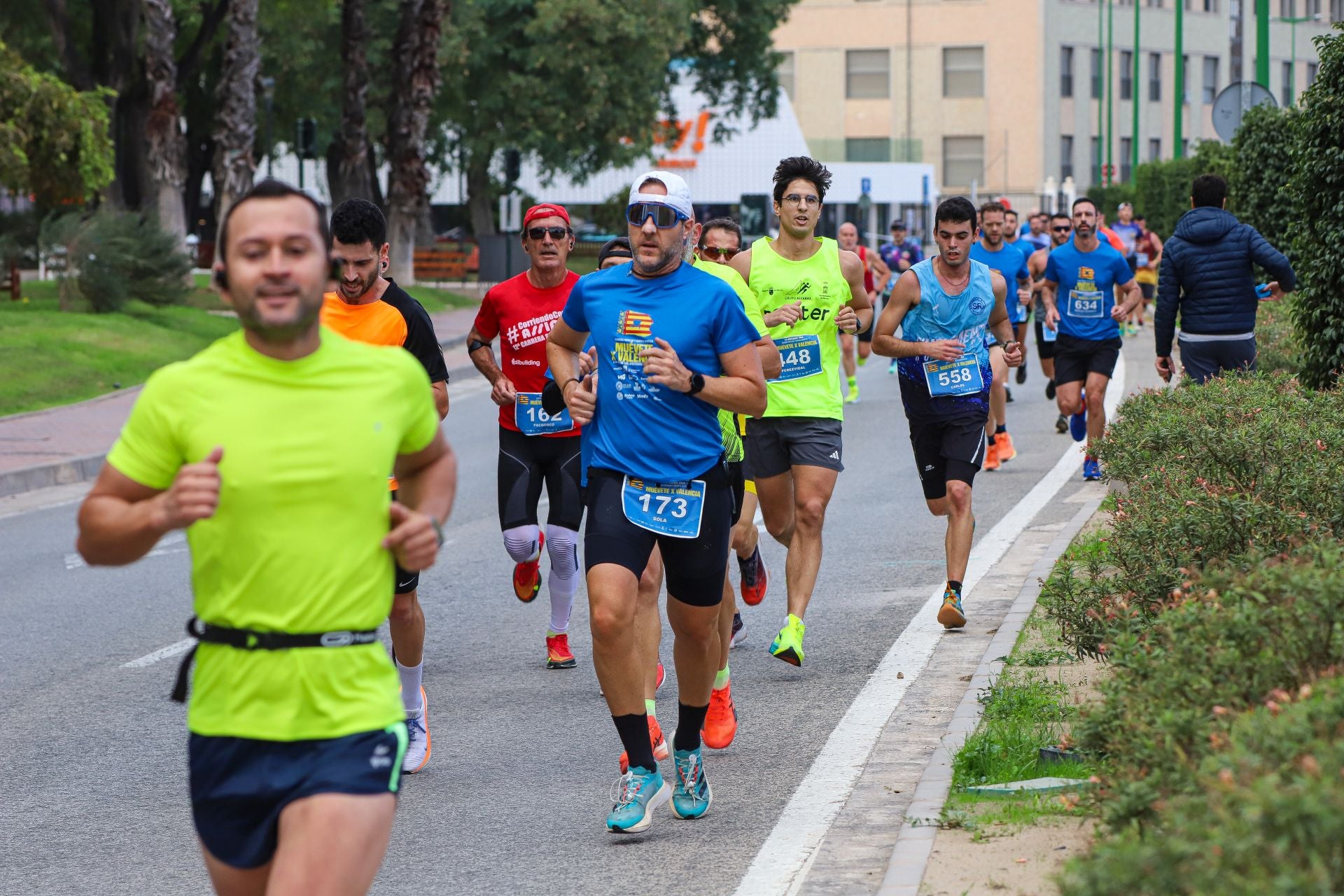 La carrera solidaria &#039;Muévete X Valencia&#039;, en imágenes (I)