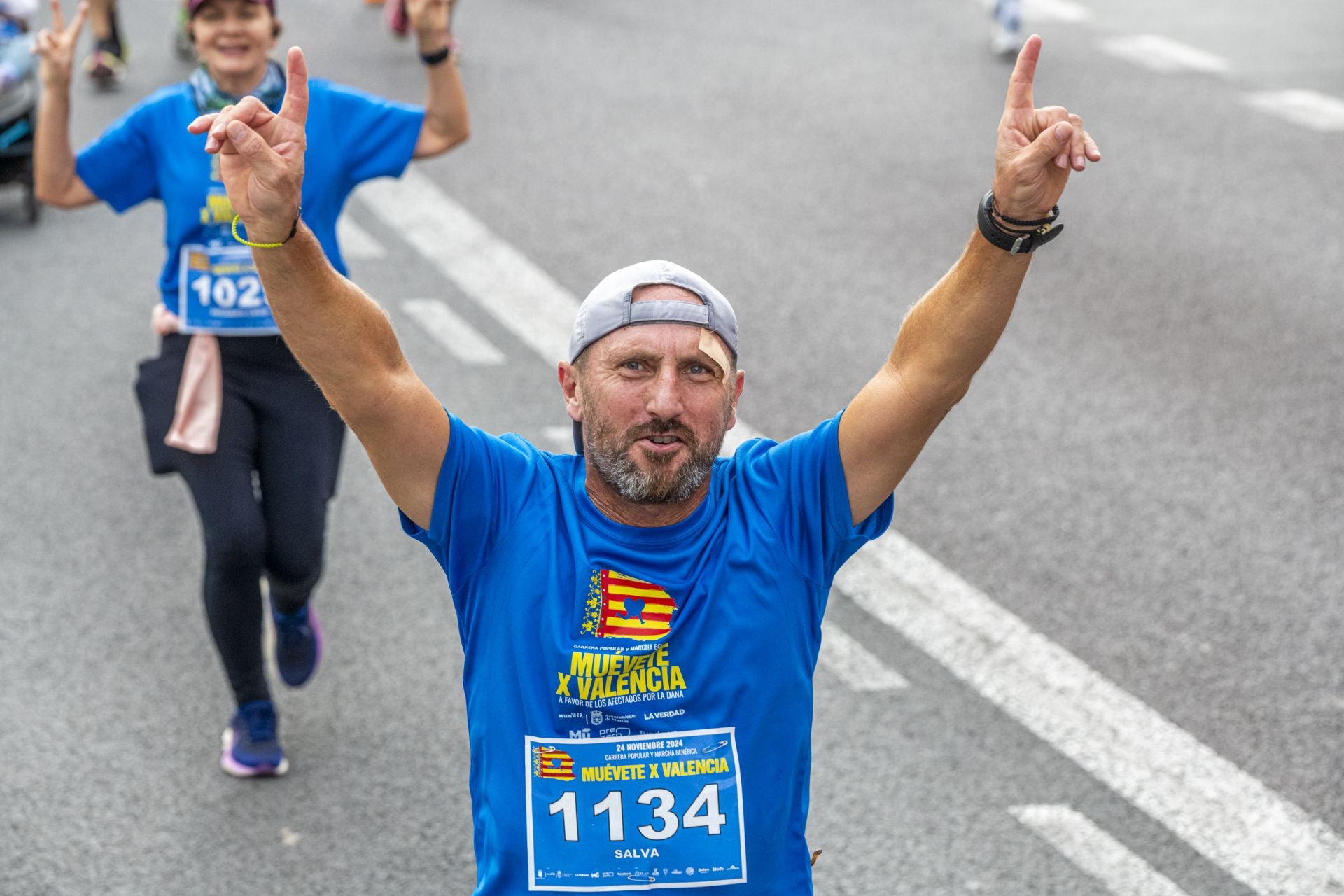 La carrera solidaria &#039;Muévete X Valencia&#039;, en imágenes (I)