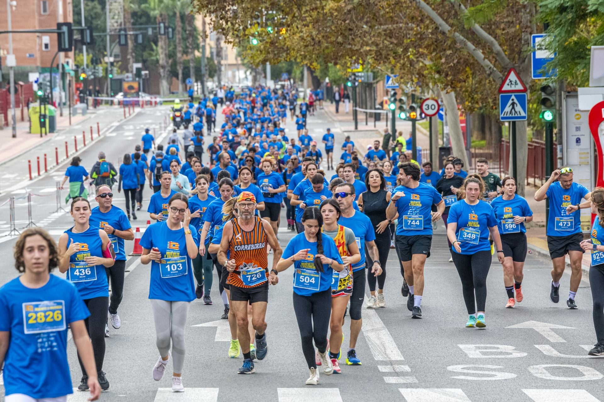 La carrera solidaria &#039;Muévete X Valencia&#039;, en imágenes (I)