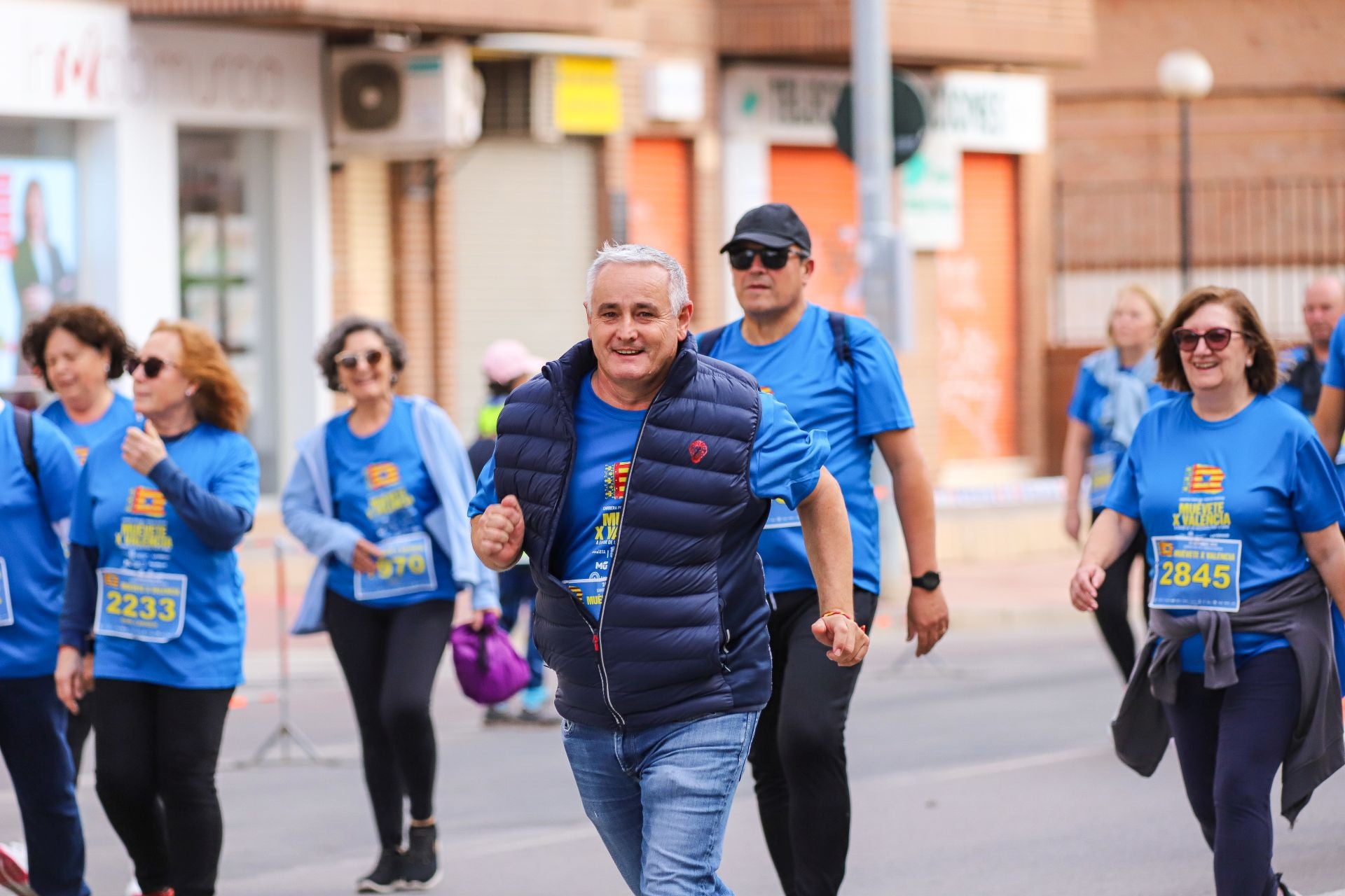 La carrera solidaria &#039;Muévete X Valencia&#039;, en imágenes (I)