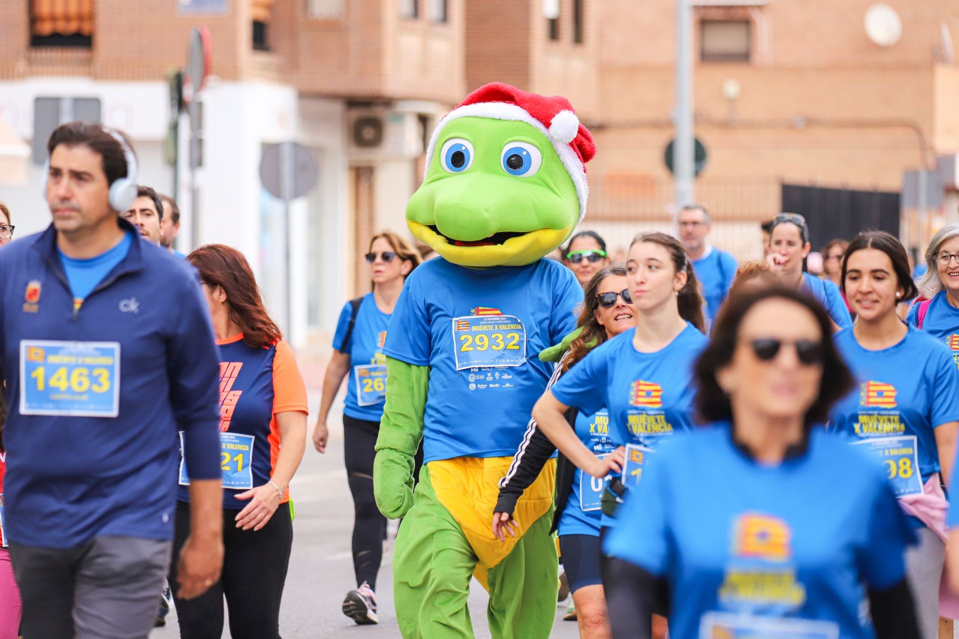 La carrera solidaria &#039;Muévete X Valencia&#039;, en imágenes (I)