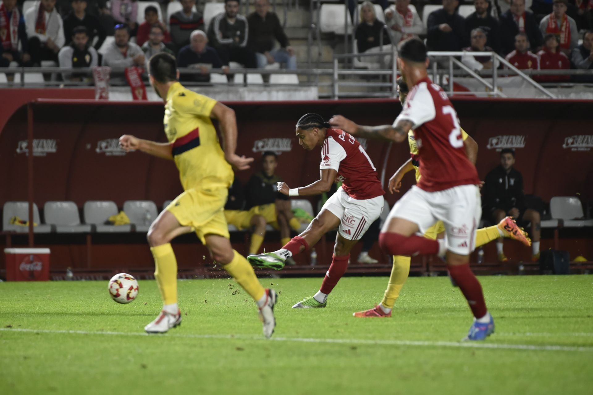 El empate del Real Murcia frente al Atlético Sanluqueño, en imágenes