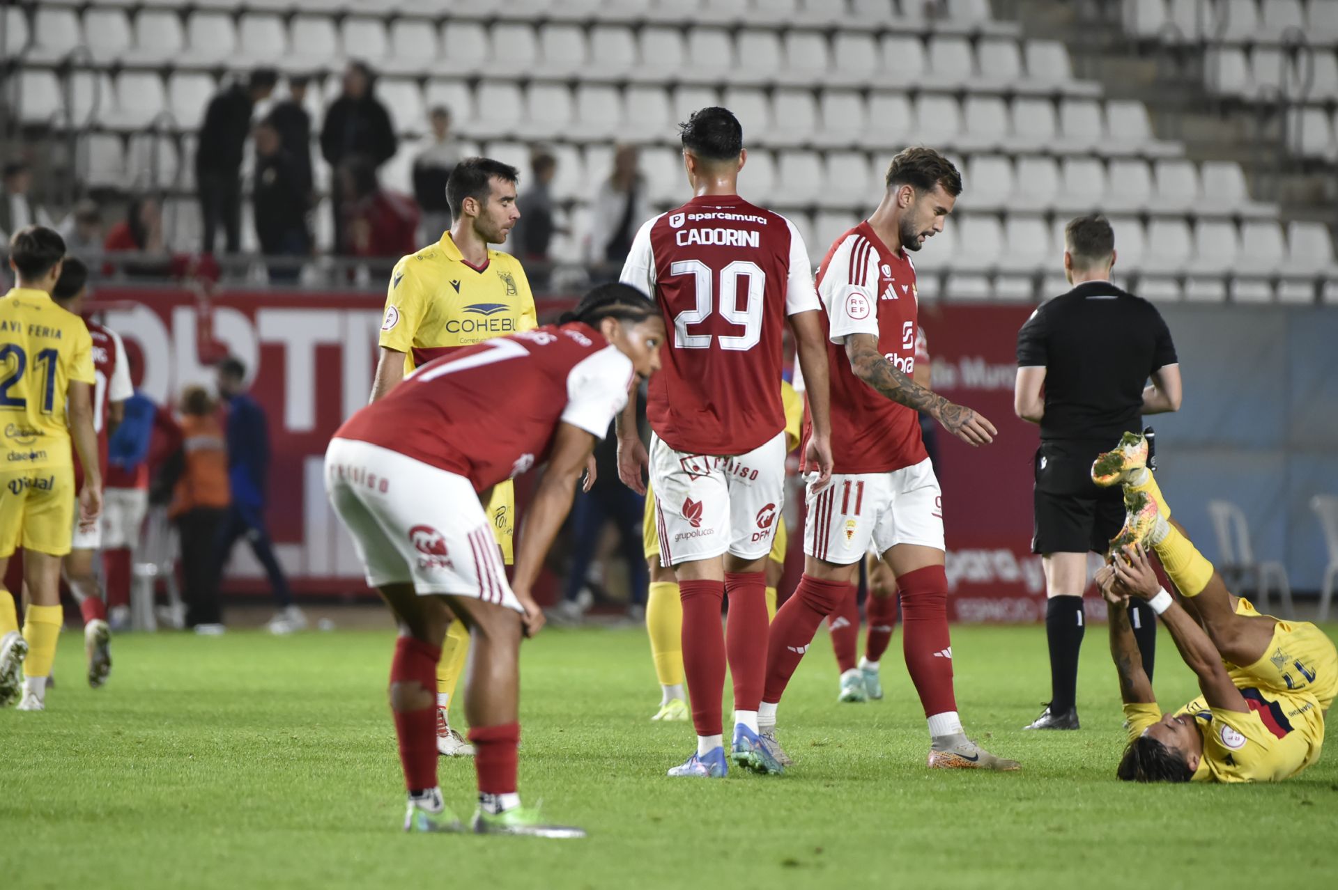 El empate del Real Murcia frente al Atlético Sanluqueño, en imágenes