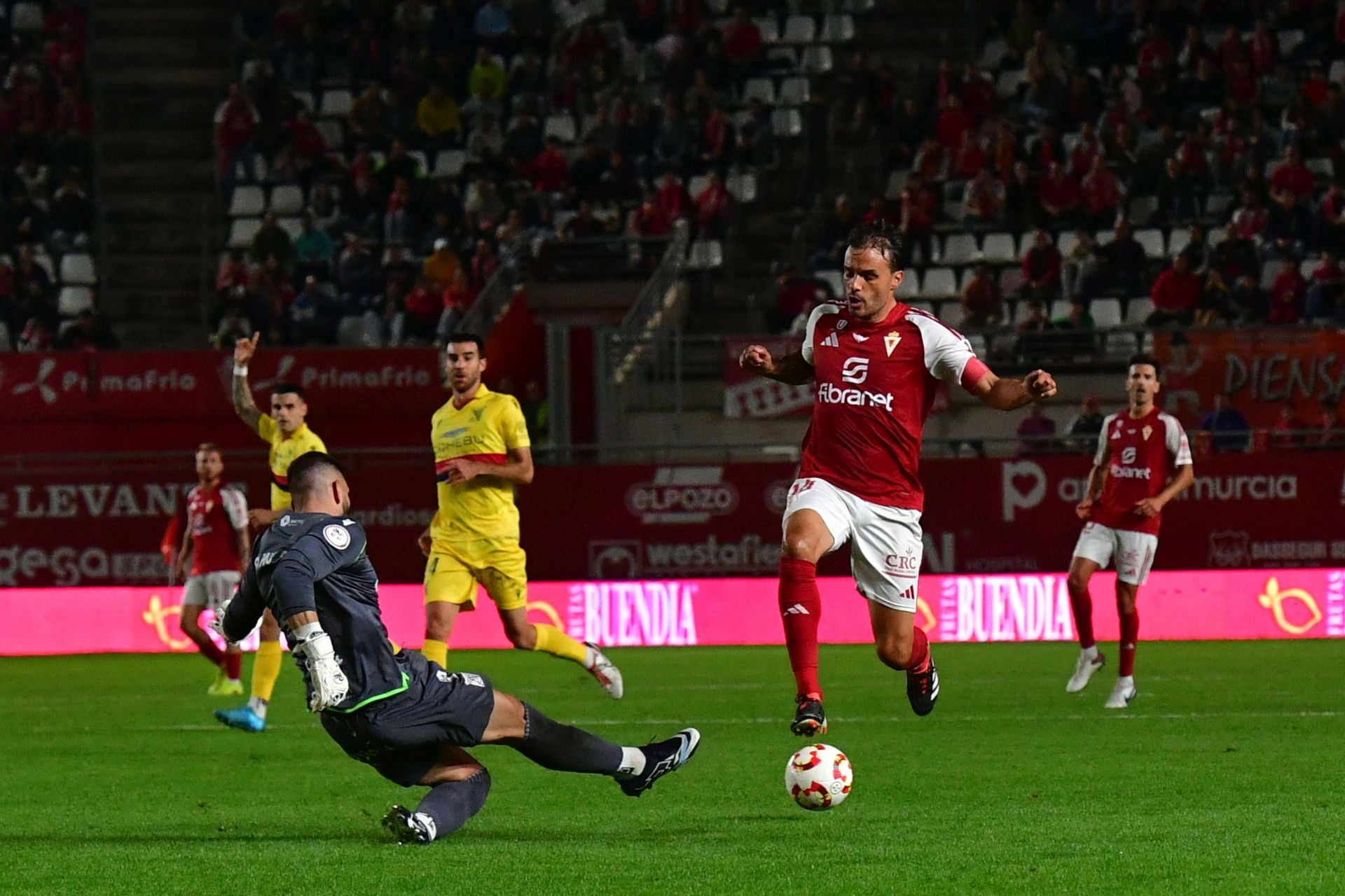 El empate del Real Murcia frente al Atlético Sanluqueño, en imágenes