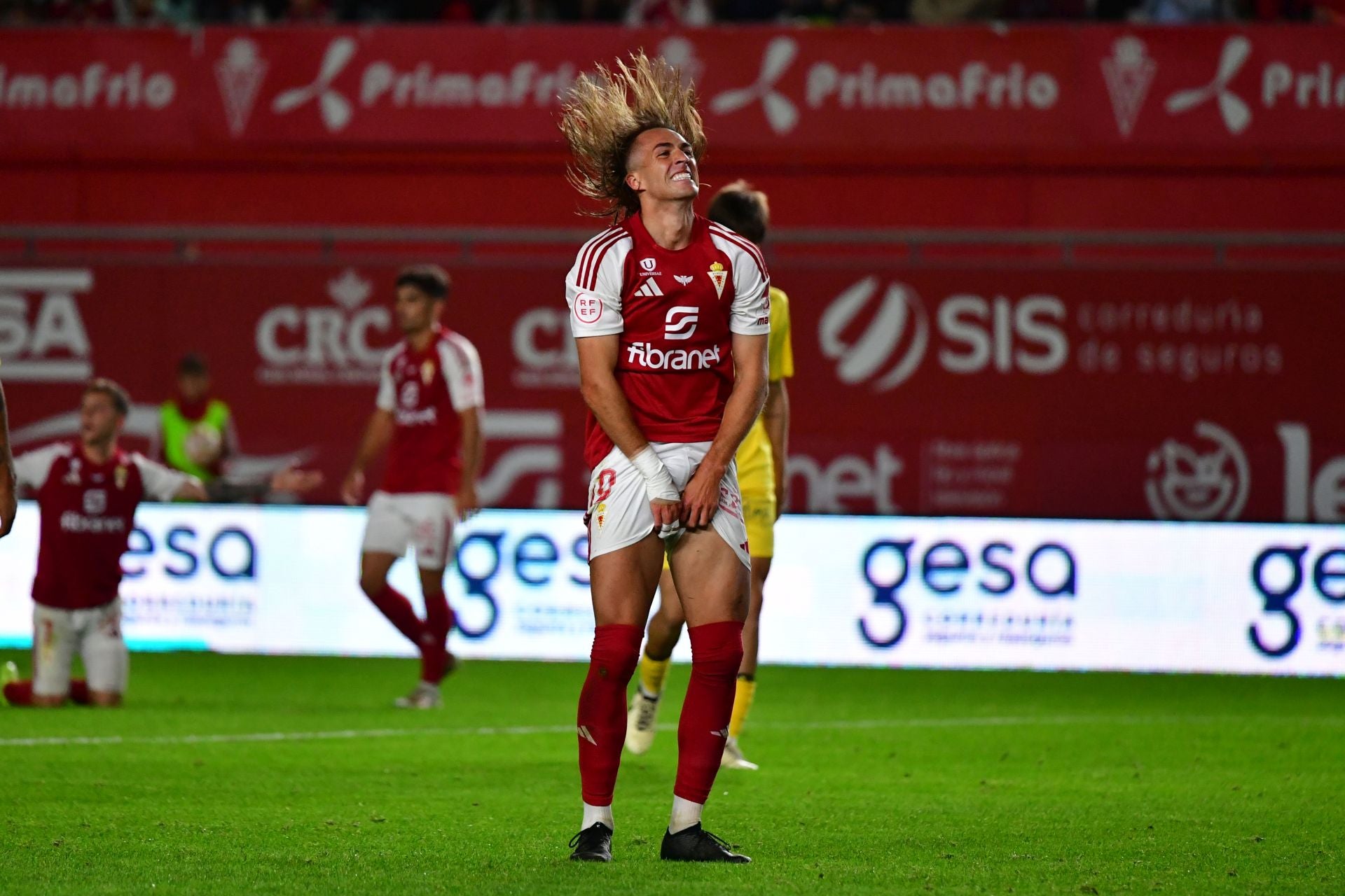 El empate del Real Murcia frente al Atlético Sanluqueño, en imágenes