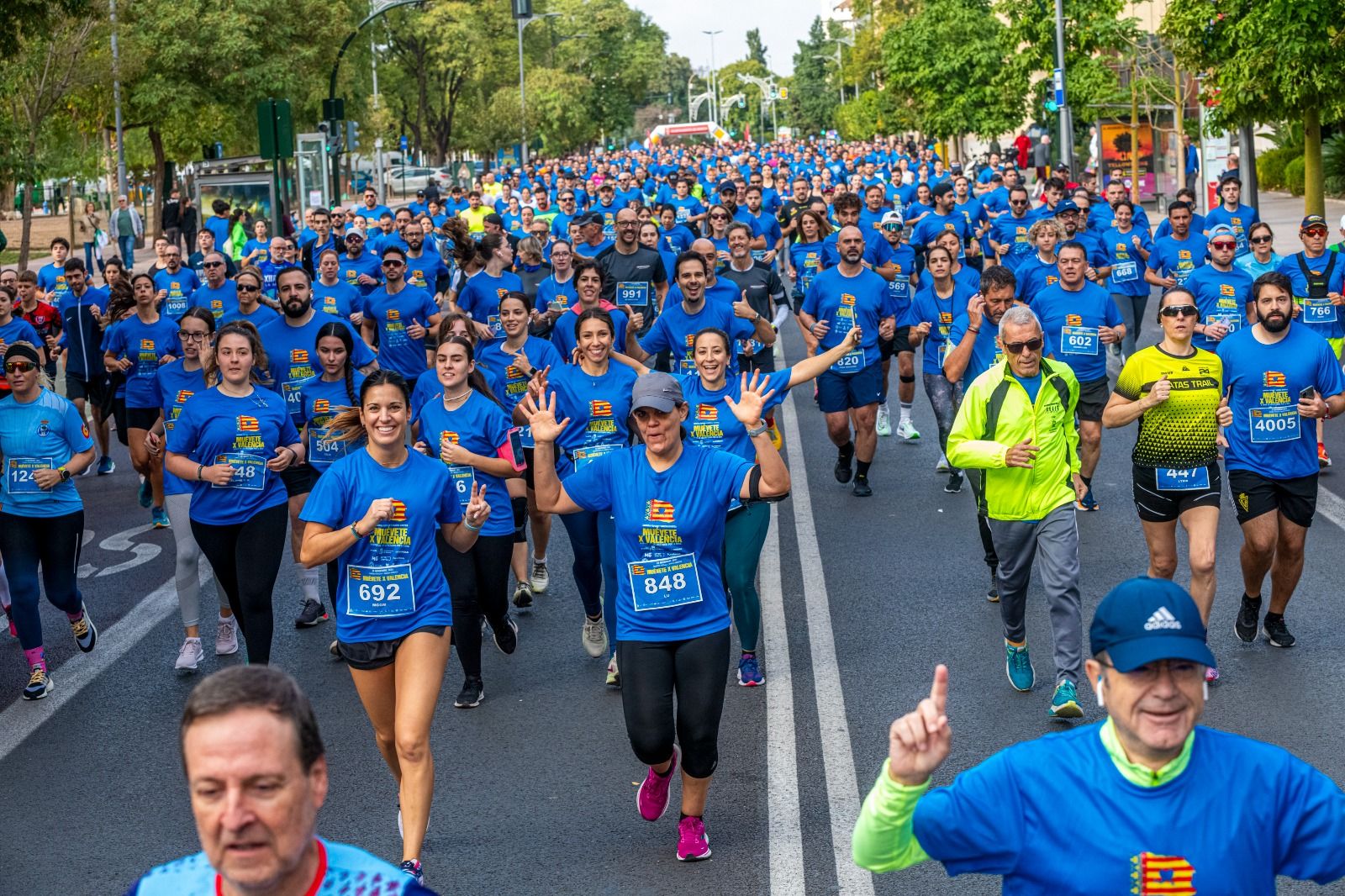 La carrera solidaria &#039;Muévete X Valencia&#039;, en imágenes (I)