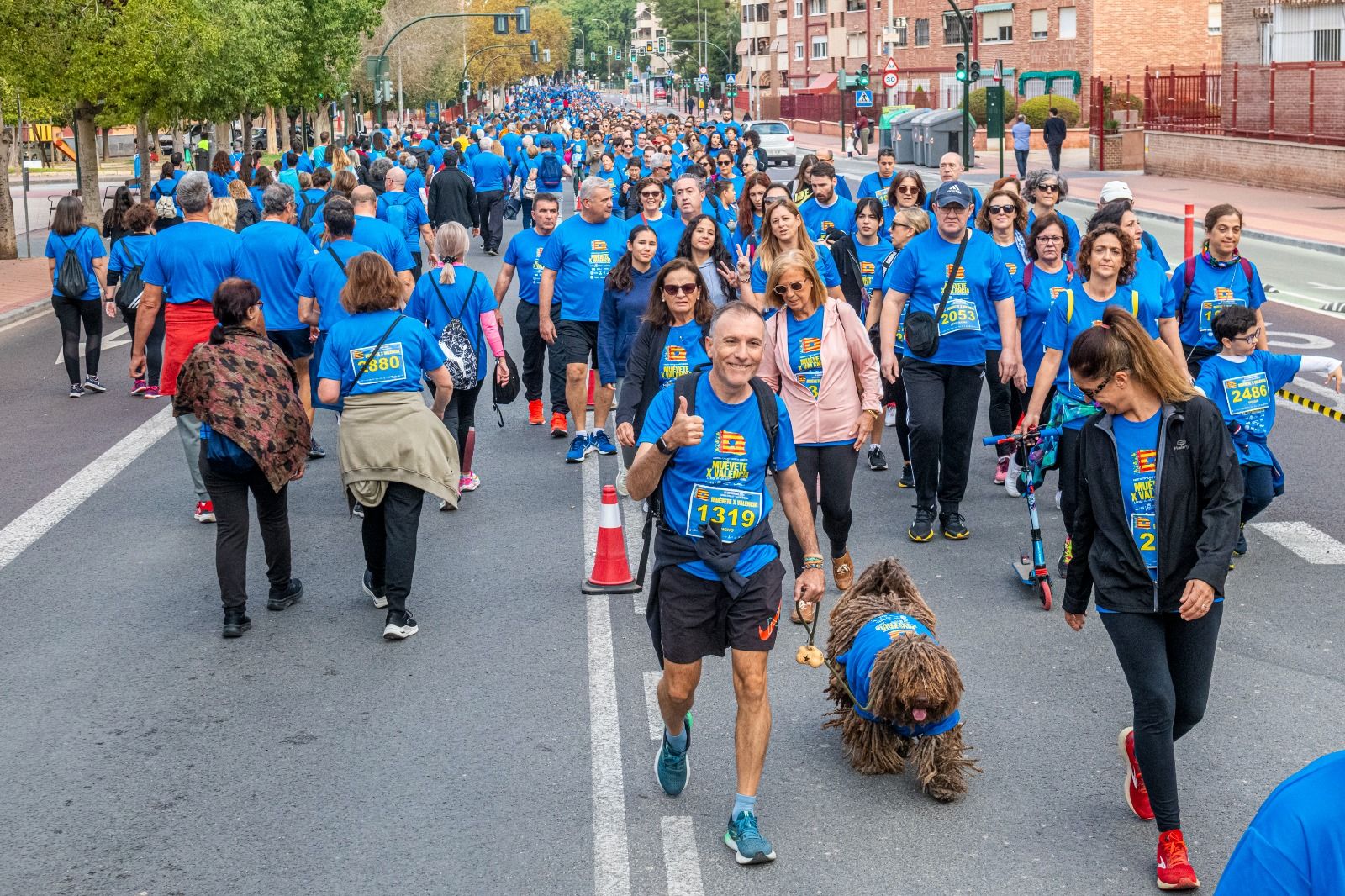 La carrera solidaria &#039;Muévete X Valencia&#039;, en imágenes (I)
